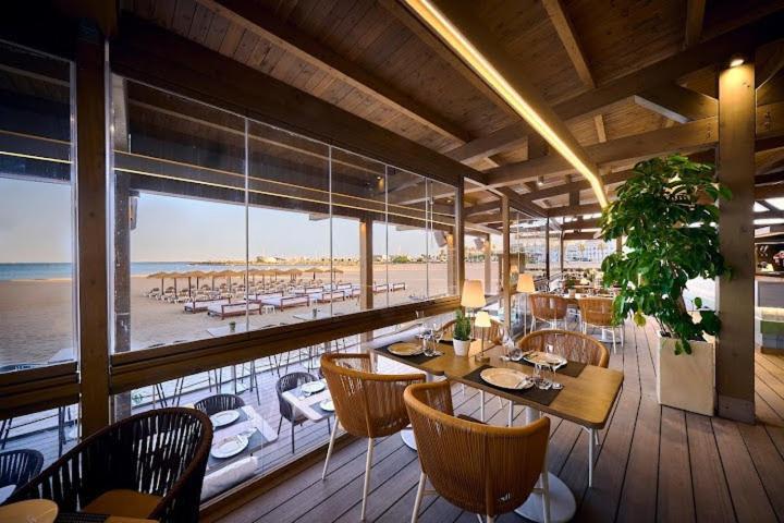 Apartamento Playa De Punta Candor 罗塔 外观 照片